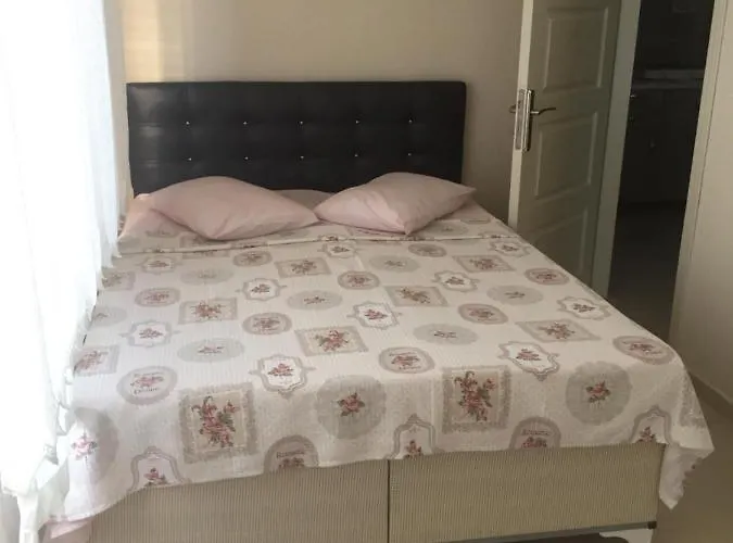 Couette-café Yildiz Apart *